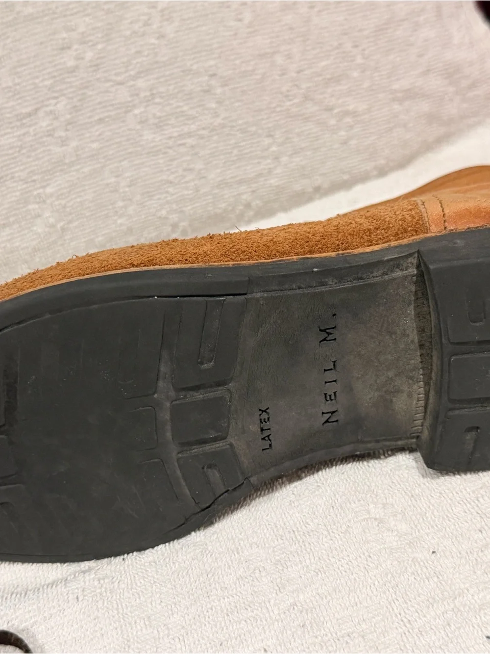 Neil M Men's Suede Chukka Boots in Chestnut Brown
